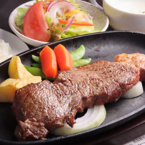 “五感を魅了する肉の王道”ステーキメニュー