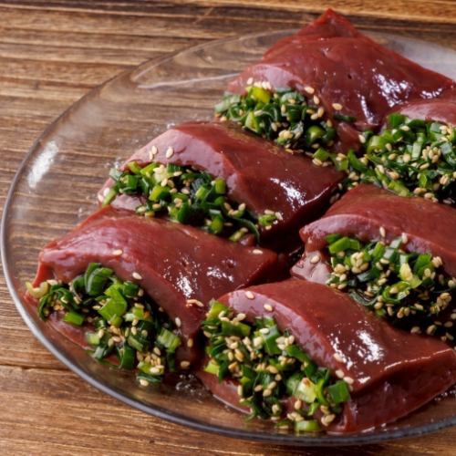 【新名物１】～本物の韮レバ～