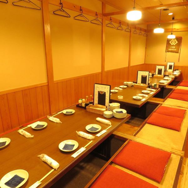 掘りごたつ個室をご用意しております。大型宴会などにもご利用可能です。