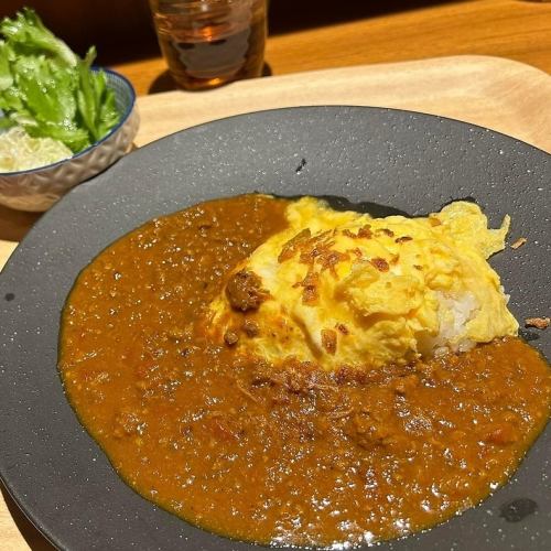 Scrambled egg topping keema curry