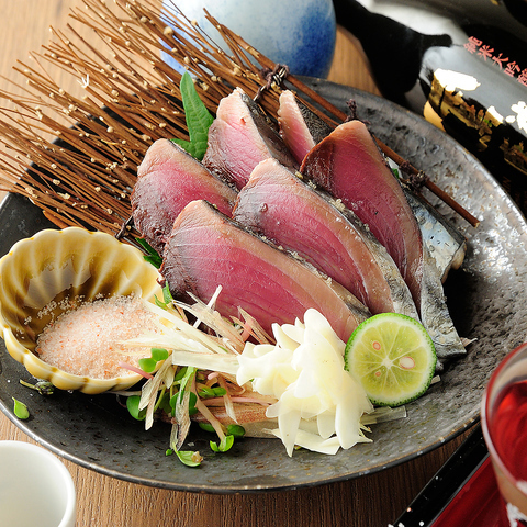 鮨も藁焼きも楽しめる、宇治で味わうちょっと贅沢な海鮮時間