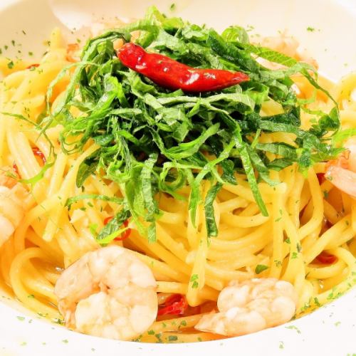 We are proud of our chewy fresh pasta ♪