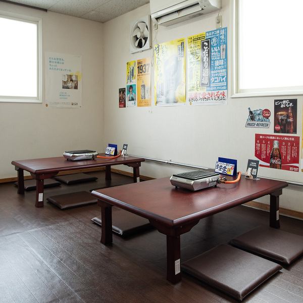 親しいご友人と共にテーブルを囲めば、自然と会話の花が咲くこと間違いありません！２名様から４名様までゆったりと座れるお席は、窮屈さを微塵も感じさせない絶妙な広さが自慢です。落ち着いた照明の下で美味しい料理をシェアしながら、尽きることのないお喋りを心ゆくまで満喫してください◎