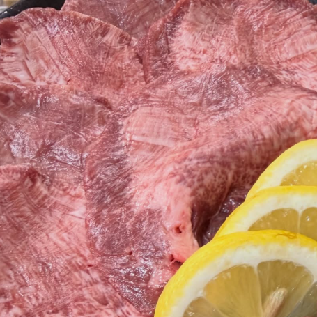 【香ばしい香りが食欲をそそる。白米が止まらない至高の牛タン】牛タン
