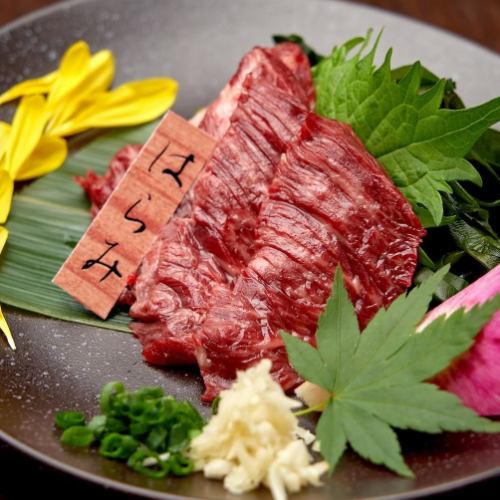 Horse sashimi top lean/horse sashimi fin/horse sashimi harami each