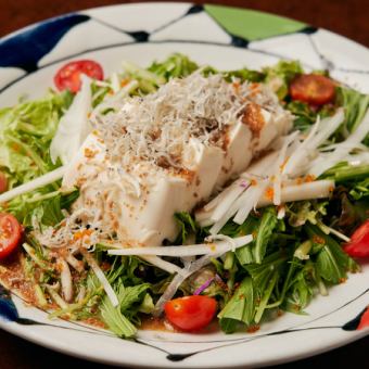 Monja salad with domestic aosa (green laver) / Crunchy aosa (sardine) sesame and ponzu salad each