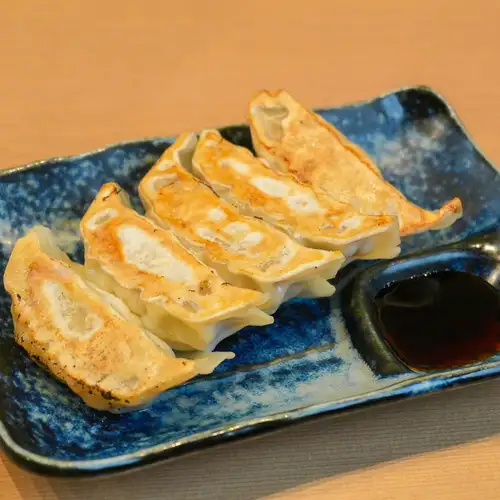 池ちゃん餃子 5個／油淋魚‐白身魚の油淋ソース‐