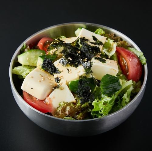 豆腐サラダ