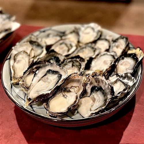 【肉だけじゃない！】お肉も海鮮も！どっちも食べたい欲張りなあなたへ。牡蠣880円,ホタテ650円(税込)など~