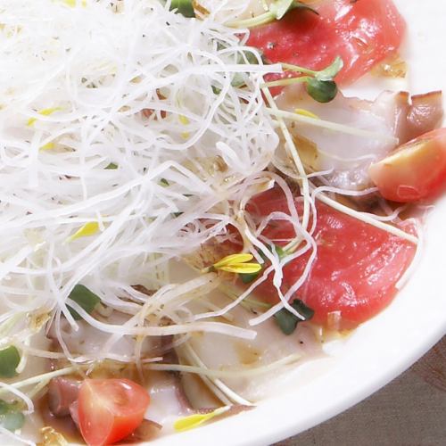 Seasonal fish sashimi salad carpaccio style