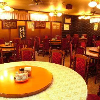 本場中国の雰囲気抜群な円卓テーブル席をご用意しております。様々なシーンにご利用下さい。