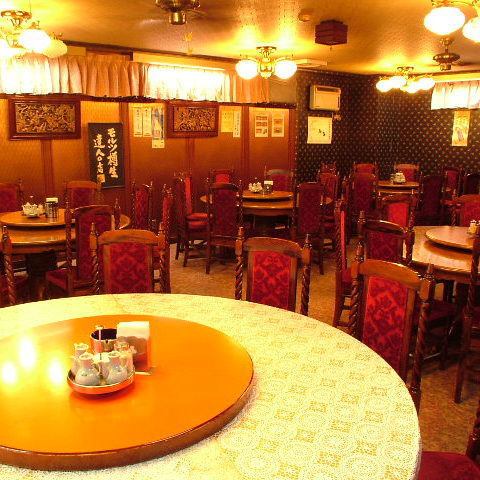 本場中国の雰囲気抜群な円卓テーブル席をご用意しております。様々なシーンにご利用下さい。