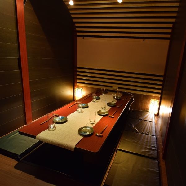 We also have many spacious private rooms available. Please feel free to use them for banquets, drinking parties and other events. Our restaurant has a modern Japanese atmosphere, creating a relaxed and sophisticated space.We also have many private rooms, so please use them for various occasions. We also have many discount coupons available. All-you-can-drink is available even if you don't choose the course menu. Perfect for banquets and drinking parties.