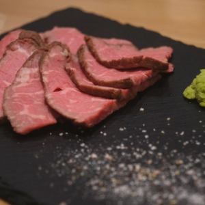 Aged roast beef plate