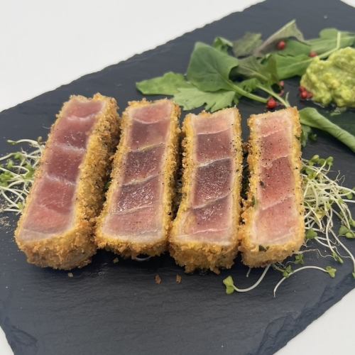 豊洲市場「高徳さん」のマグロレアカツレツ