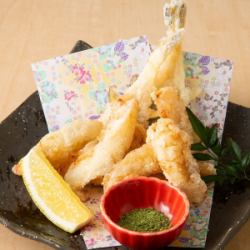(Fukuoka) Fried Kanato puffer fish served with matcha salt