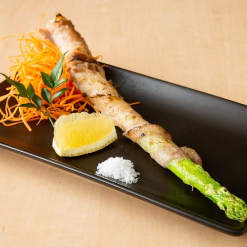 Grilled asparagus pork roll