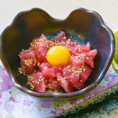 Bluefin tuna back fatty tartare