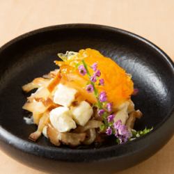 Smoked daikon radish and cream cheese with orange aroma