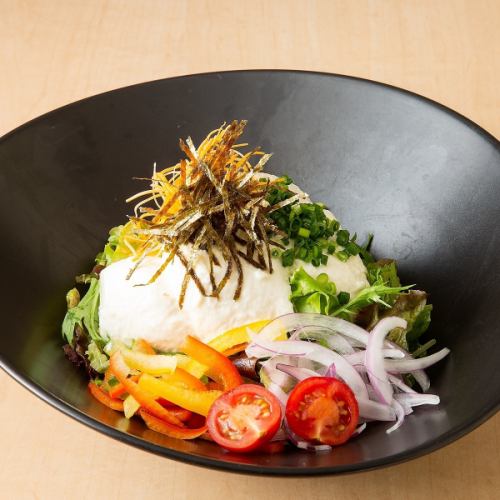 Oboro tofu salad with sesame dressing