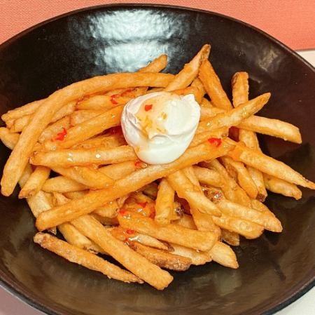 フライドポテトwithスイートチリ＆サワークリーム