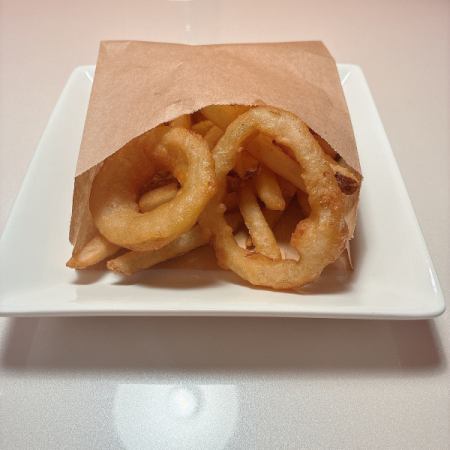 Cセット（オニオンリング＋フライドポテト）