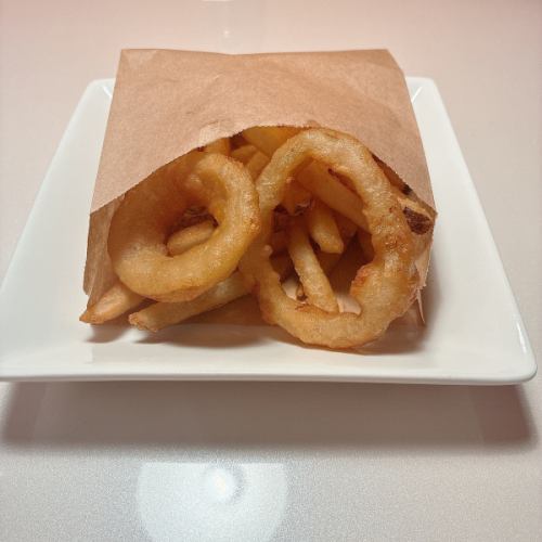 Cセット（オニオンリング＋フライドポテト）