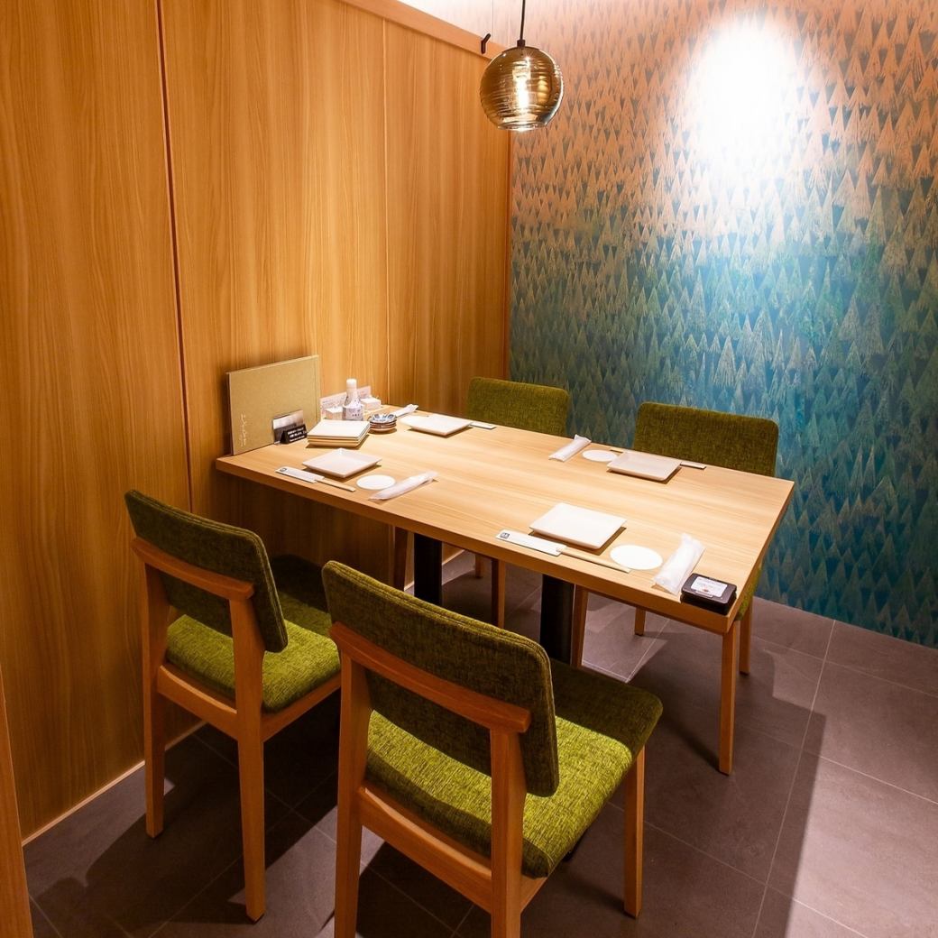 ゆったりとくつろげるお席をご用意しております※画像はイメージ