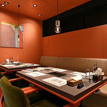 <Seats for 2-4 people> Recommended seats for couples celebrating birthdays and other special occasions