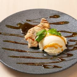 Warabimochi with ice cream