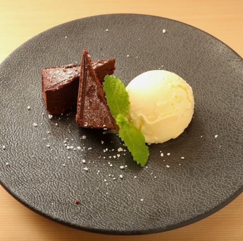 Chocolate Gateau with Ice Cream