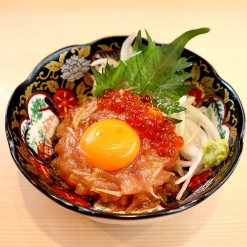 Fatty tuna tartare