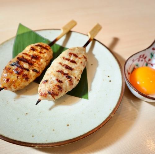 Nagoya Cochin meatball skewers (with sauce or salt)