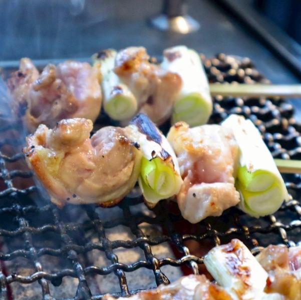◇愛知県産の地鶏！◇ コクがあり旨味の濃さが特徴！『名古屋コーチン』を使った炭火焼き鳥！