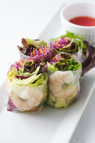 Shrimp spring rolls