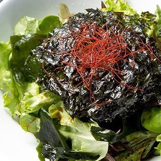 ワカメとのりのサラダ
