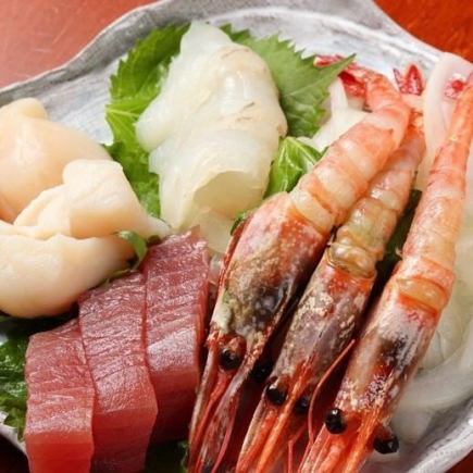 【附180分鐘無限暢飲】「牛排」與「生魚片拼盤」！10道菜的華麗套餐合計5,650日元