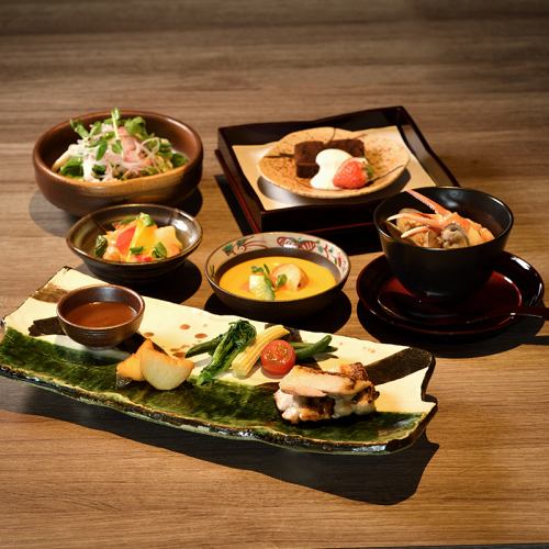 [Dining ENT] Kyoto-style French with Japanese tableware and chopsticks