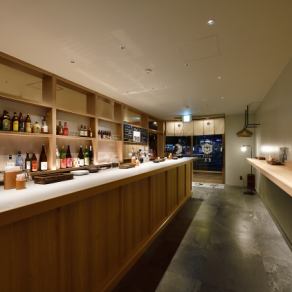 【スタンド EL】立ち飲みスペースです♪11時半～カフェタイムオープンです♪