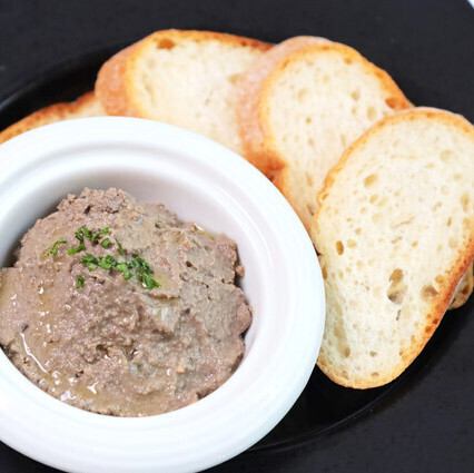 ● Addictive chicken liver pate