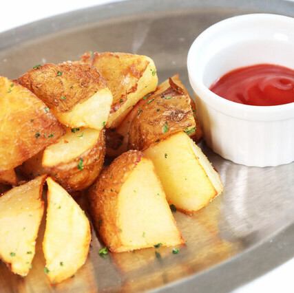 ● French fries with skin