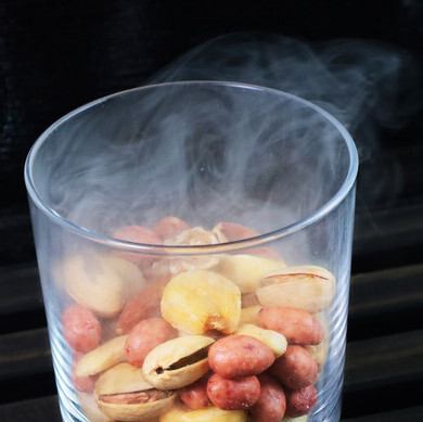 ● Smoked mixed nuts