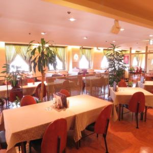 レストランまゆのディナー営業は15名様～30名様から貸切対応可能です。小・中規模の様々なシーンにレストランまゆの貸し切り宴会はいかがですか♪居酒屋とはまた違った、落ち着いた雰囲気とレストランだからこその拘りの料理をご堪能ください♪