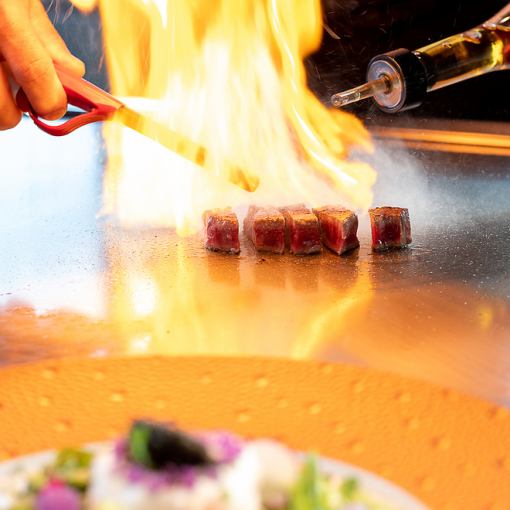 【圣诞晚餐套餐 21,000日元】*也接受午餐预订