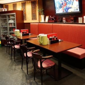 The semi-private rooms where you can enjoy your meal in a relaxed atmosphere are popular.