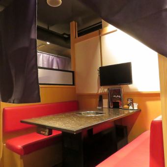 【伊藤課長】1名様でのご利用も大歓迎です☆お気軽にご来店ください！※4名卓は結合不可