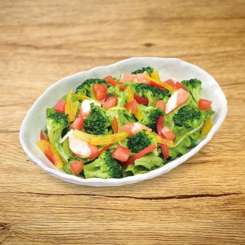 【お値打ちメニュー 全品539円(税込)】えびぶろっこデリサラダ/胡瓜一本漬け/炙りエイヒレ