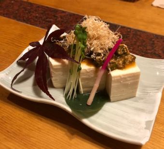 Chilled tofu topped with sansho pickles