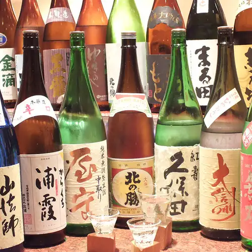 豊富な日本酒をご堪能あれ