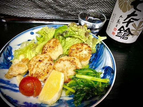 Made in Hokkaido! Grilled scallops with butter and soy sauce